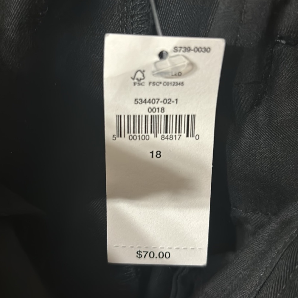 NEW Banana Republic High Rise Authentic Chino Black Straight Leg Size 18 - Picture 7 of 8
